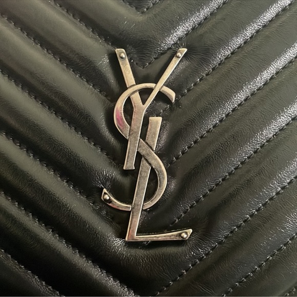 Yves Saint Laurent Black Quilted Crossbody Bag - Picture 3 of 6